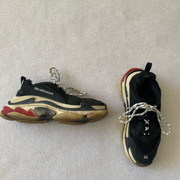 Balenciaga triple S sneakers. Size 42. - Picture 1 of 14